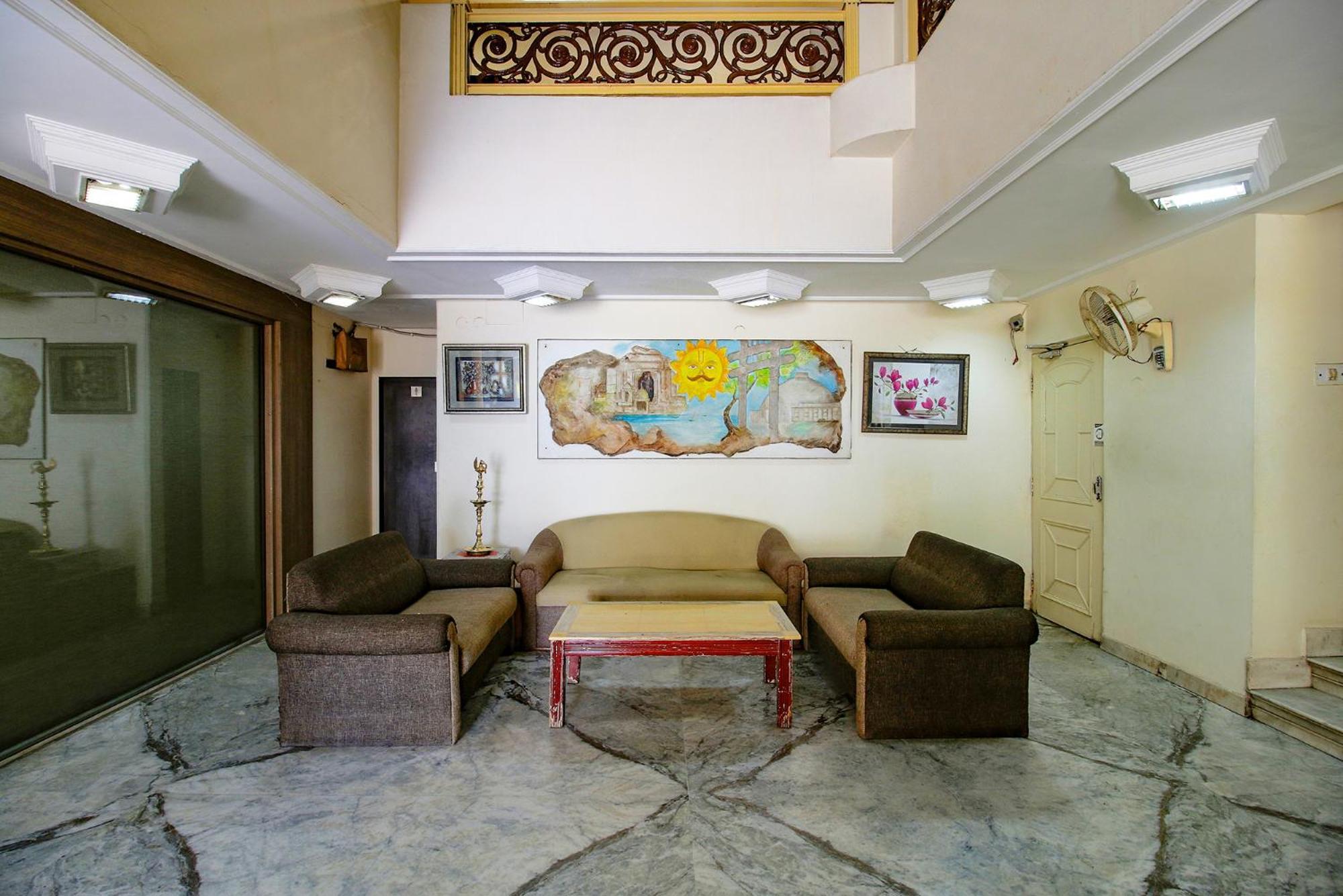 Hotel Regency Бопал Екстериор снимка